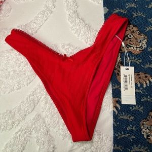 NWT Frankie’s Bikinis Enzo bottoms in Crimson